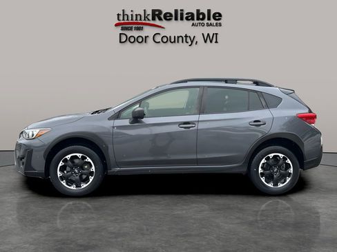 Used 2023 Subaru Crosstrek 2.0i image 3