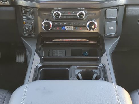 New 2026 Ford F250 Lariat w/ Lariat Premium Package image 17