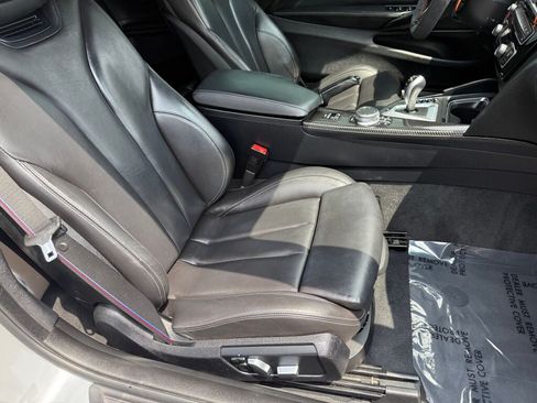 Used 2020 BMW M4 Convertible w/ Competition Package RWD image 34