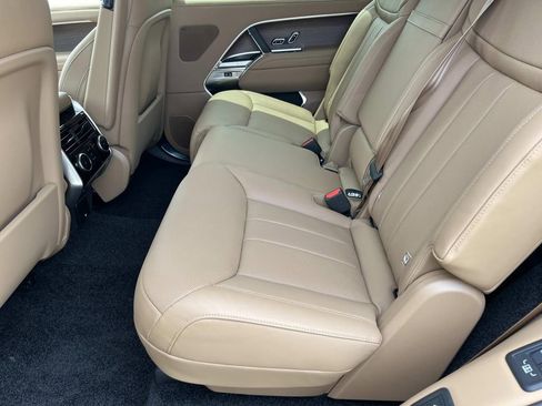 New 2026 Land Rover Range Rover Long Wheelbase SE AWD/4WD image 10