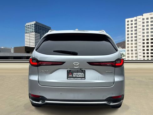 Used 2024 MAZDA CX-90 Plug-In Hybrid w/ Premium Pkg AWD/4WD image 4