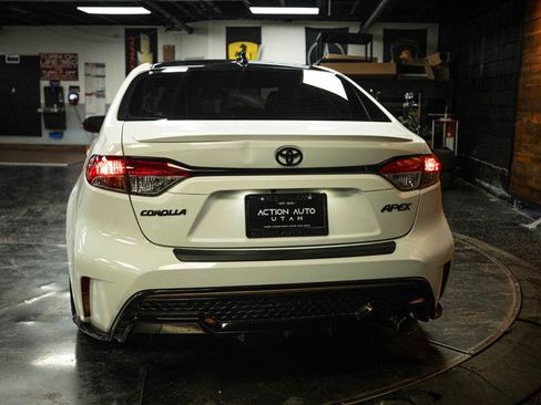 Used 2021 Toyota Corolla SE w/ Carpet Mat Package (TMS) FWD image 6
