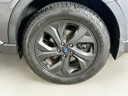 Used 2021 Subaru Outback Onyx Edition XT w/ Tech Package 3 AWD/4WD image 11