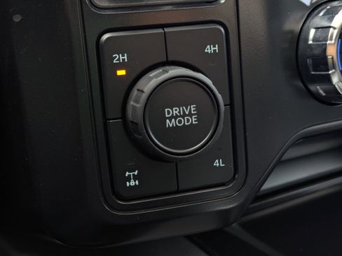 New 2025 Ford F250 Lariat w/ Lariat Ultimate Package image 40