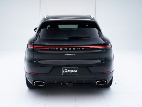 New 2026 Porsche Cayenne image 10