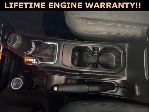 Used 2024 Jeep Gladiator Sport image 22