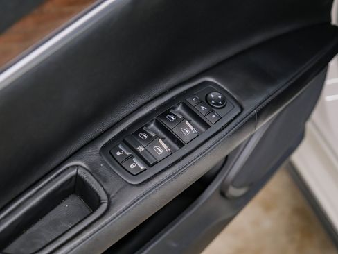 Used 2018 Maserati Ghibli S image 59