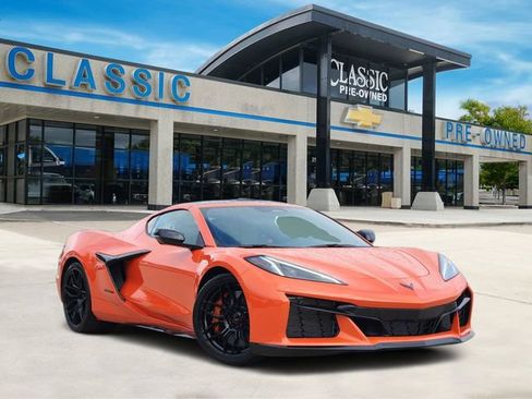 Used 2026 Chevrolet Corvette Z06 RWD image 2