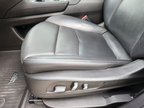 Certified 2022 Cadillac XT5 Premium Luxury w/ Technology Package FWD image 22