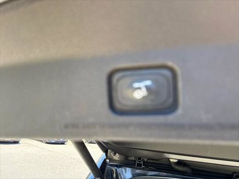 Used 2015 Ford Explorer Limited w/ Equipment Group 301A AWD/4WD image 25