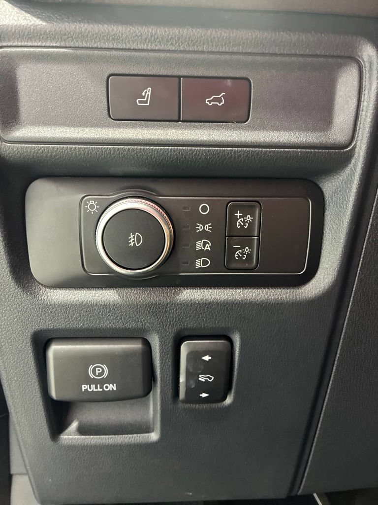 Used 2022 Ford Expedition Max Limited AWD/4WD image 19