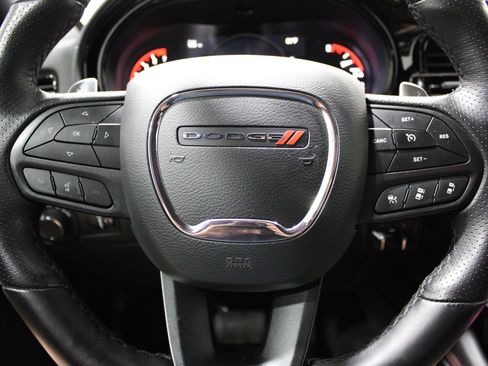 Used 2025 Dodge Durango GT AWD/4WD image 9