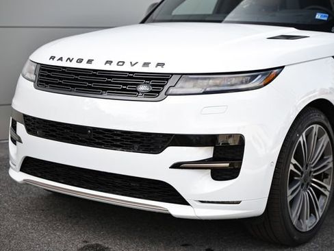 New 2026 Land Rover Range Rover Sport Dynamic SE AWD/4WD image 2