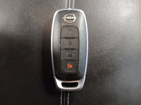 Used 2023 Nissan Pathfinder SV AWD/4WD image 32