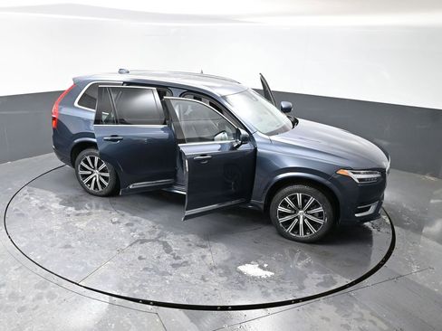 Used 2024 Volvo XC90 B6 Plus image 59