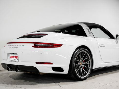 Used 2017 Porsche 911 Targa 4S image 37