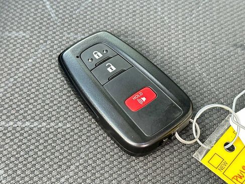 Used 2023 Toyota RAV4 AWD Hybrid image 29