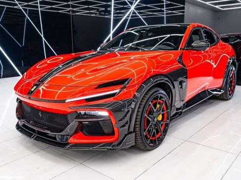 Used 2023 Ferrari Purosangue image 8