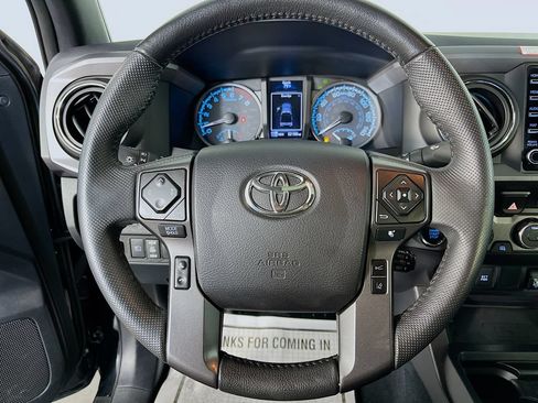 Used 2021 Toyota Tacoma TRD Sport AWD/4WD image 14