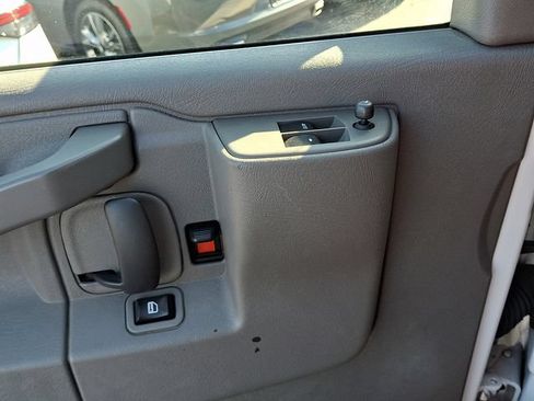 Used 2020 GMC Savana 2500 w/ Communications Package RWD image 26