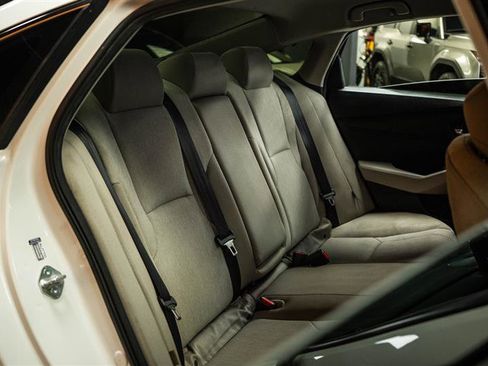 Used 2025 Honda Accord LX image 11