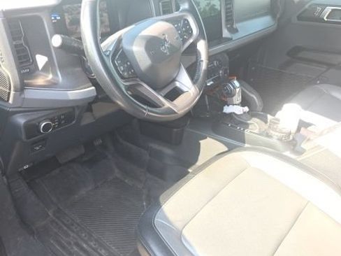 Used 2024 Ford Bronco Everglades AWD/4WD image 10