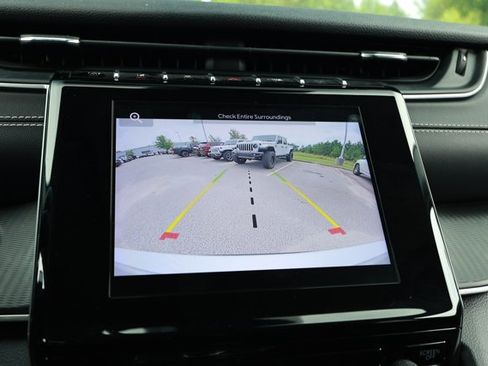 Used 2023 Jeep Grand Cherokee L Laredo RWD image 18