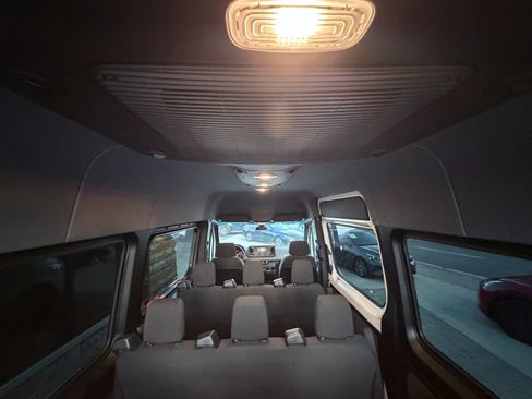 Used 2024 Mercedes-Benz Sprinter 2500 image 19