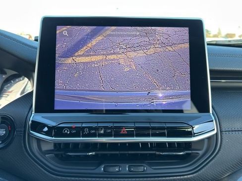 New 2026 Jeep Compass Latitude image 43