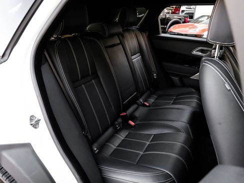 Used 2022 Land Rover Range Rover Velar R-Dynamic S image 39