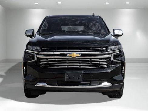 Used 2024 Chevrolet Suburban Premier image 4