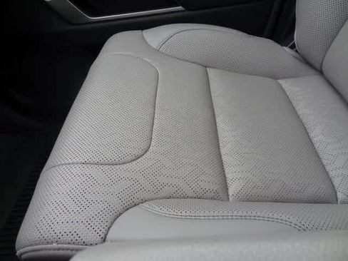 Used 2023 Toyota Sequoia Limited image 35