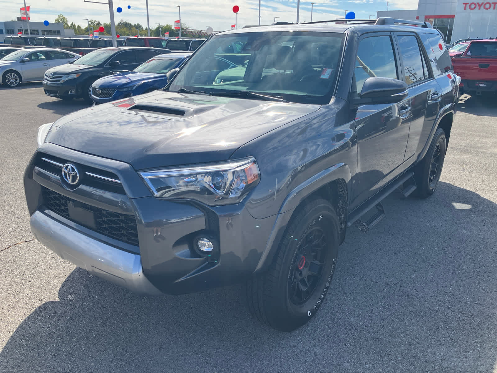 Used 2022 Toyota 4Runner TRD Off-Road Premium w/ TRD Black Wheel Package (TMS) AWD/4WD image 3