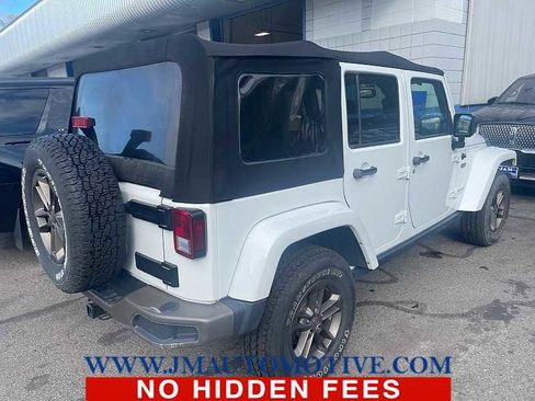 Used 2016 Jeep Wrangler Unlimited Sahara AWD/4WD image 3