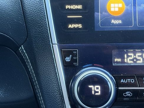 Used 2019 Subaru Outback 2.5i Premium image 34