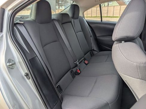 Used 2022 Toyota Corolla LE image 24