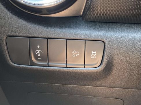 Used 2023 Hyundai Kona SEL FWD image 29