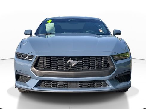 Used 2024 Ford Mustang Coupe RWD image 2