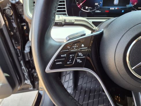 Used 2024 Mercedes-Benz GLE 350 4MATIC image 17