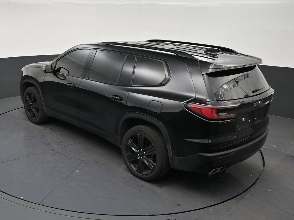 Used 2025 GMC Acadia Elevation w/ Elevation Premium Package FWD image 13