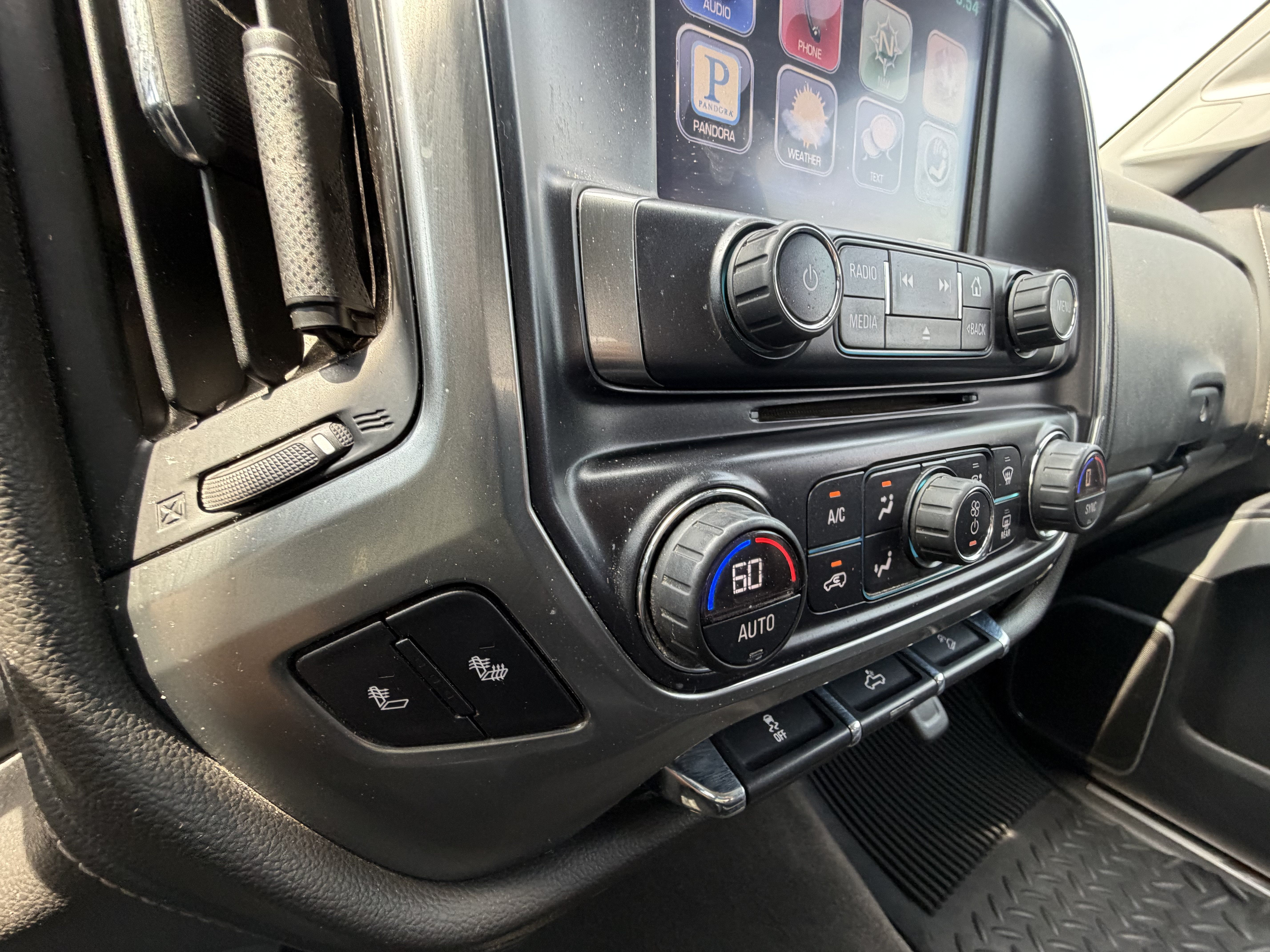 Used 2015 Chevrolet Silverado 2500 LTZ w/ Z71 Package, Off-Road AWD/4WD image 26