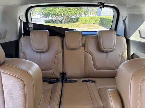 Certified 2025 INFINITI QX80 Sensory image 19