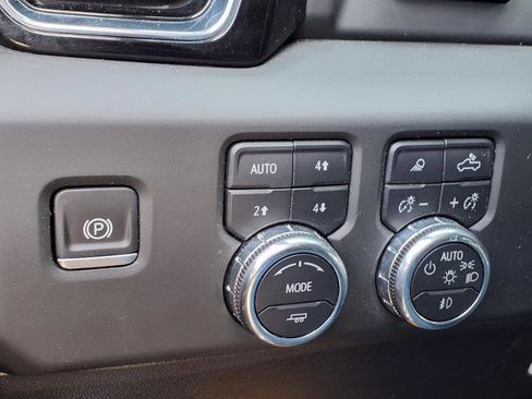 Certified 2024 GMC Sierra 2500 Denali w/ Denali Reserve Package image 15