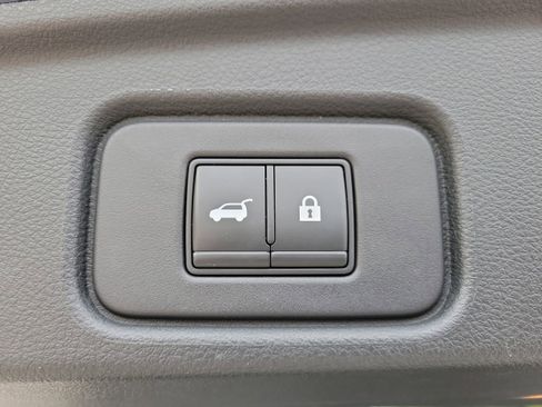 Certified 2022 Nissan Pathfinder Platinum w/ Cargo Package image 12