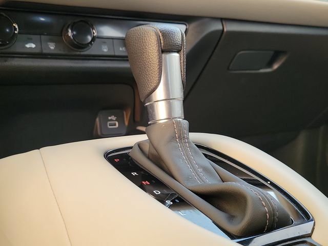Used 2024 Honda HR-V LX image 23
