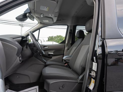 Used 2020 Ford Transit Connect XLT FWD image 13