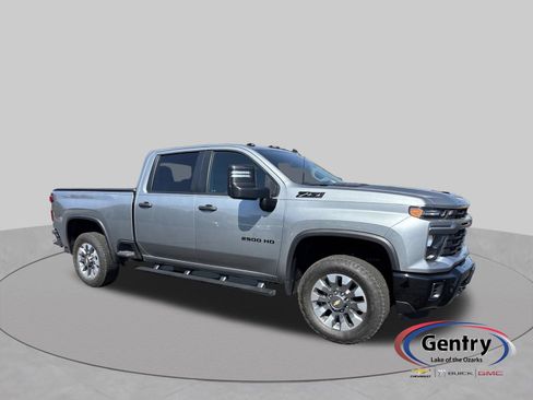 Used 2024 Chevrolet Silverado 2500 Custom w/ Custom Value Package AWD/4WD image 7