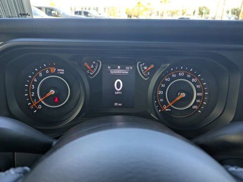 New 2025 Jeep Gladiator Sport image 23