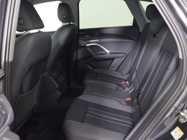 Certified 2025 Audi Q5 Premium w/ Premium Plus AWD/4WD image 15