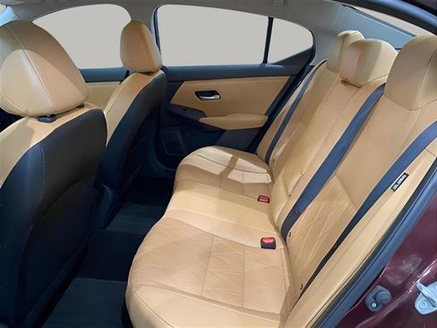 Used 2021 Nissan Sentra SV w/ SV Premium Package FWD image 13